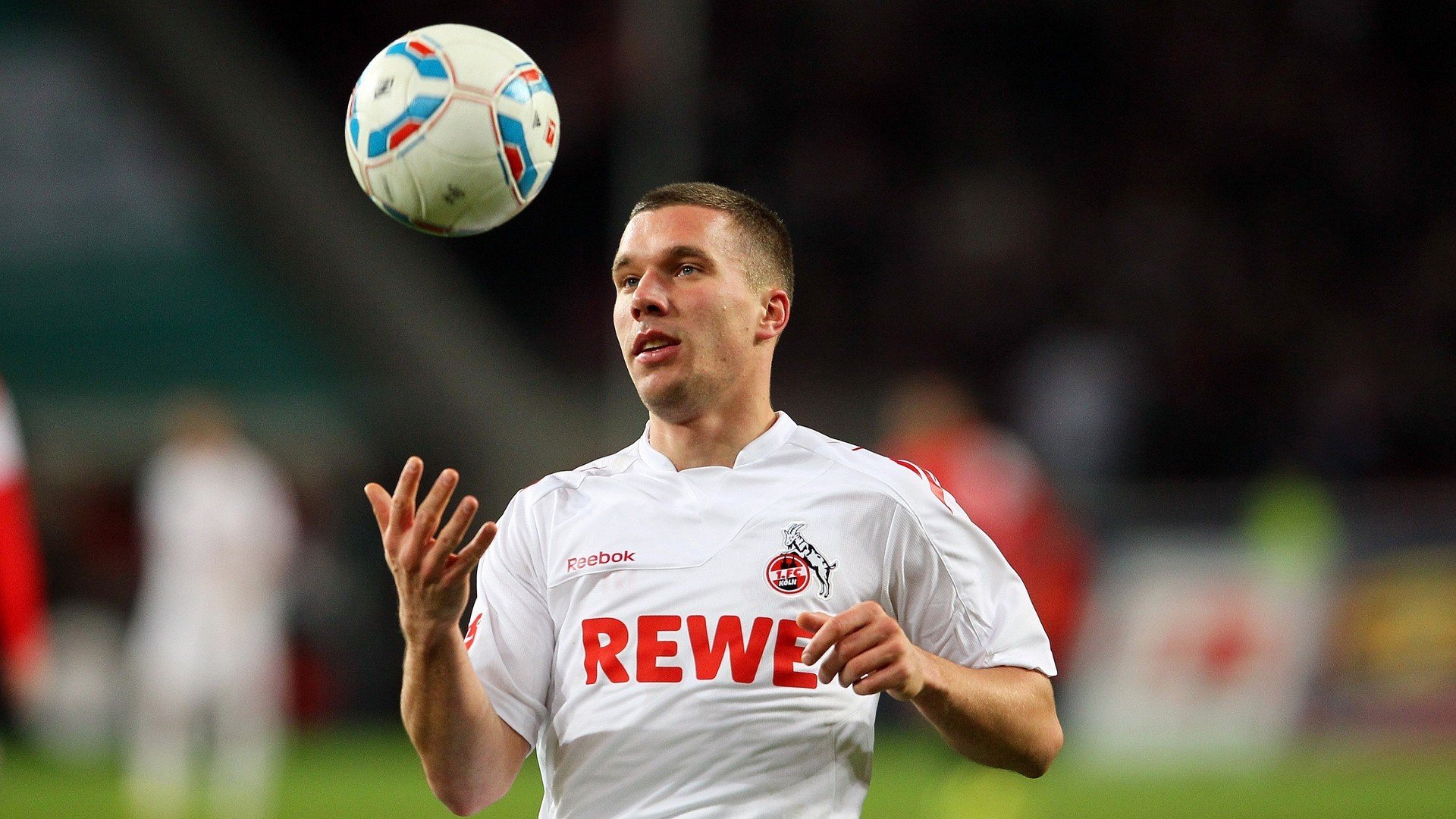 九游娱乐网页-智利险胜塞维利亚，哈弗茨高光表现点燃全场